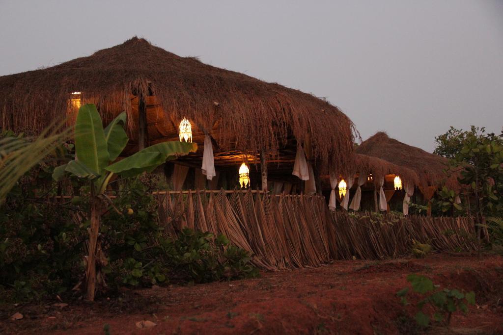 Hotel Banyan Tree Yoga Mandrem Exterior foto